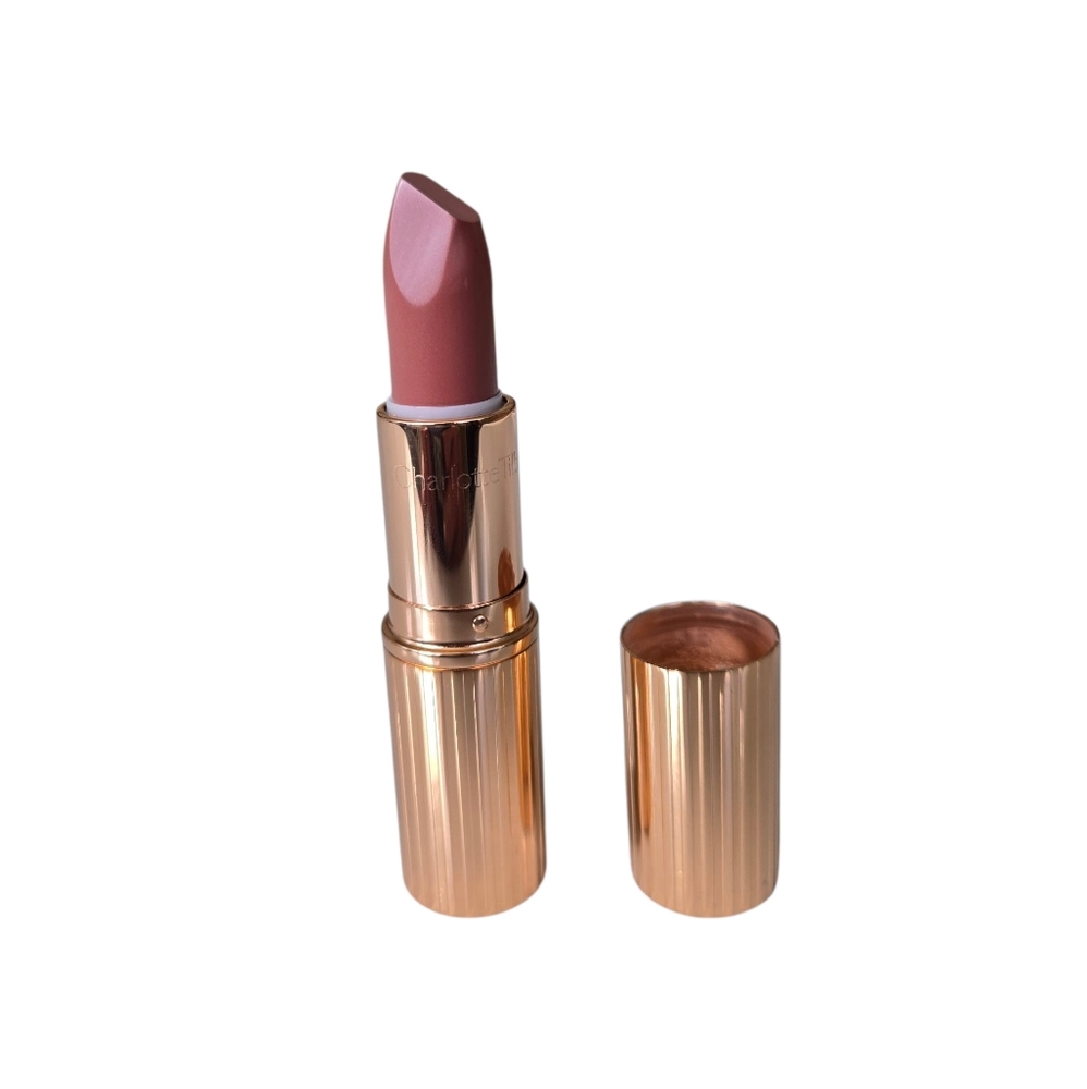 Charlotte Tilbury Lipstick In Pillow Talk